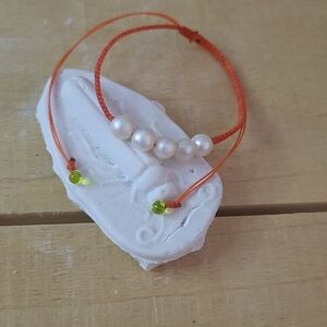 🐚🍊NWT M05 Braided bracelet with freshwater pearl. Woven bracelet. Adjustable.